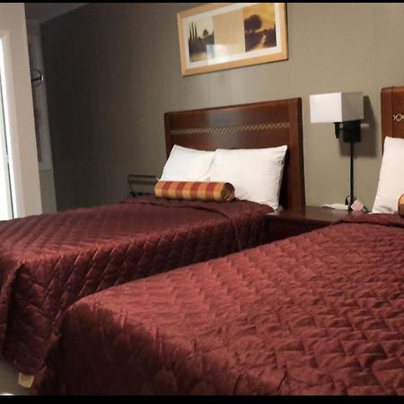 Traveller'S Motel Parry Sound Esterno foto