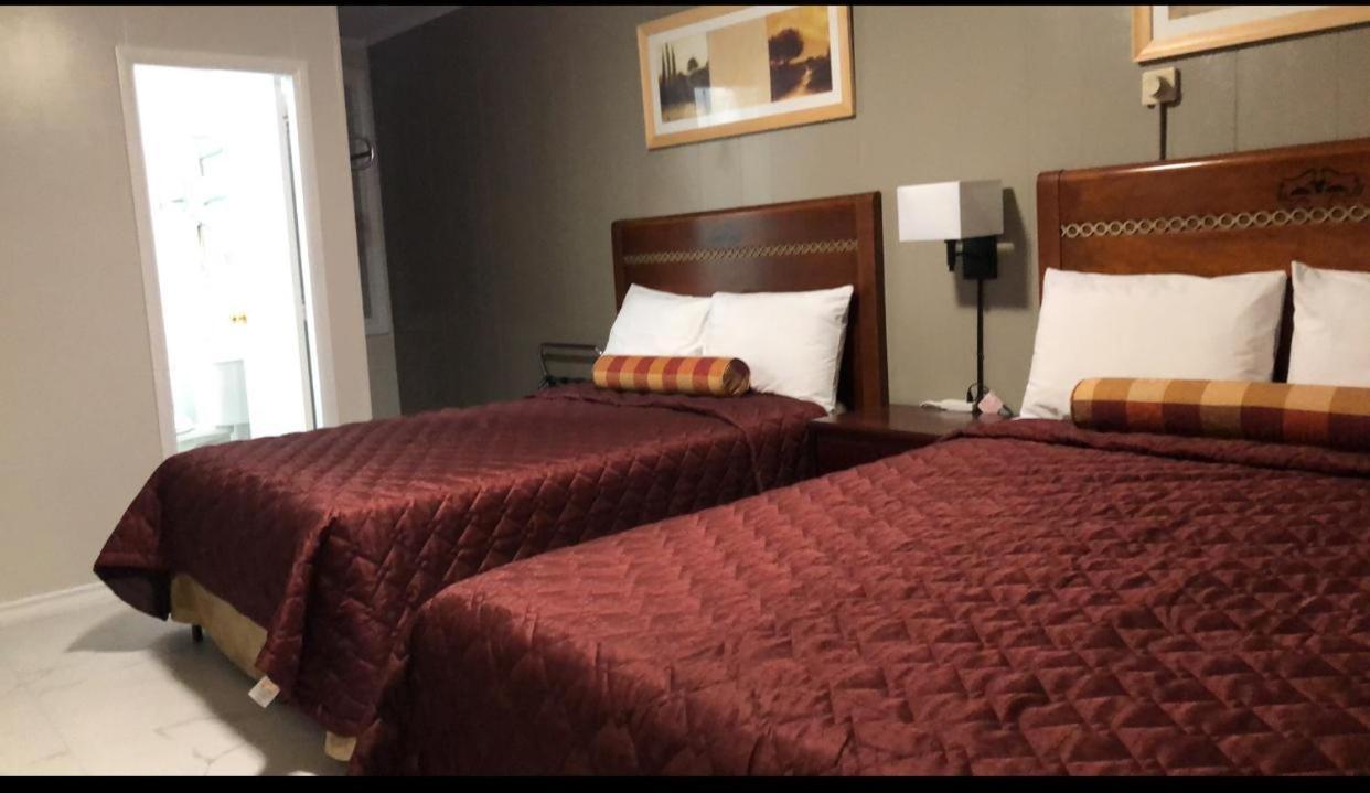 Traveller'S Motel Parry Sound Esterno foto